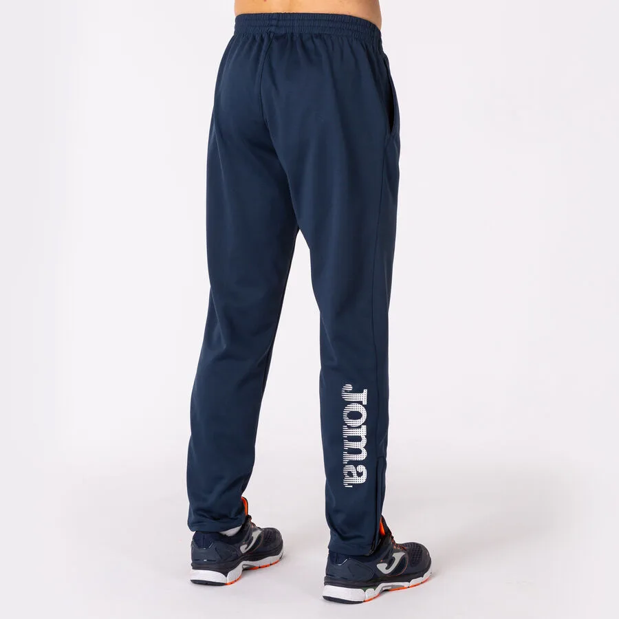Trainingshose Nilo — Marineblau in Marineblau, Am Modell