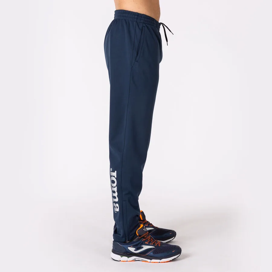 Trainingshose Nilo — Marineblau in Marineblau, Am Modell